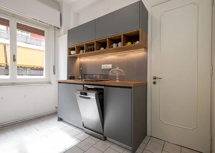 아파트 Square 119 *