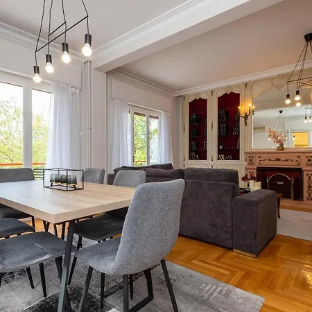 Apartamento Square 119 Volos