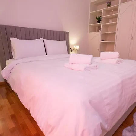 Square 119 Volos