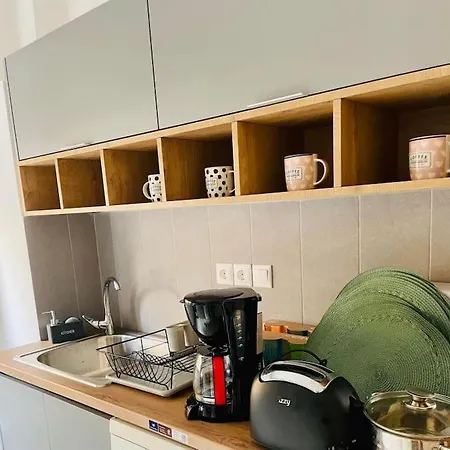 Square 119 Apartment