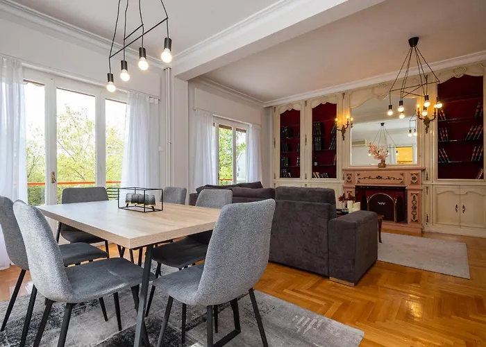 Apartment Square 119 Volos