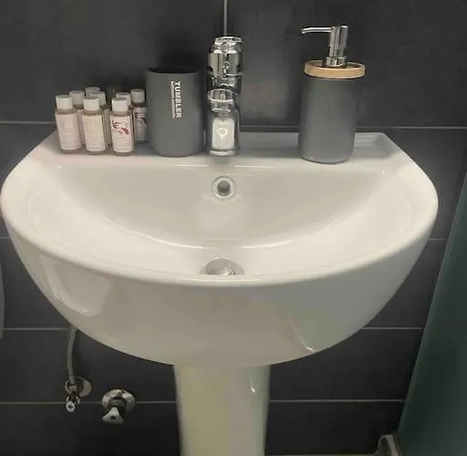 Square 119 Apartment *